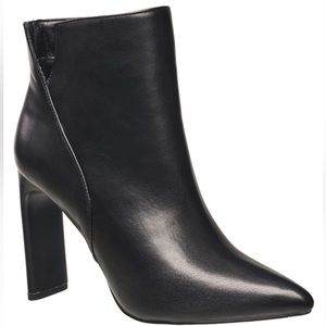 Women’s “H By Halston” Allyson Black Heeled
Pointed Boots